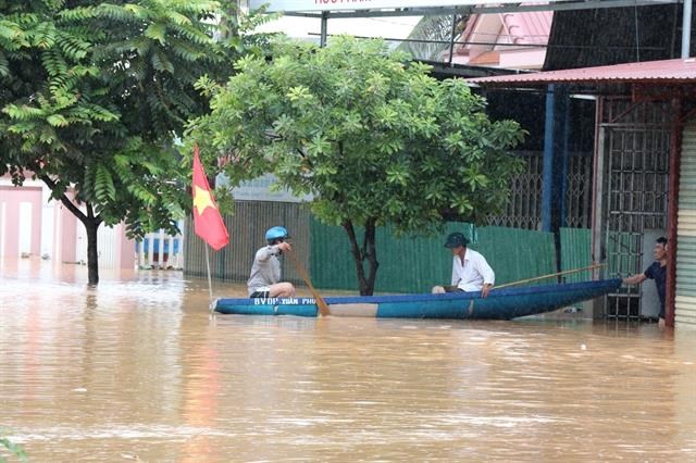 Prolonged heavy rains caused by a tropical depression flooded many areas in central Quang Tri province (Source: VNA)