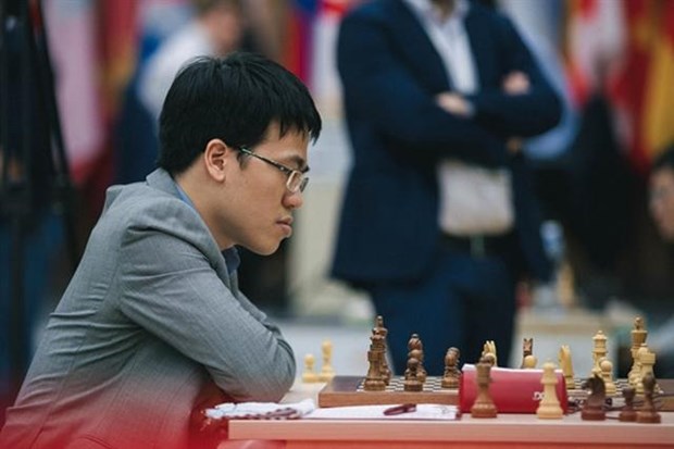 Grandmaster Le Quang Liem is one of two Vietnamese players at the FIDE Grand Swiss Tournament in the Isle of Man, England (Photo: baodongnai.com.vn) 