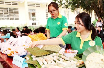 Phiên chợ quê góp phần tuyên truyền ý thức bảo vệ môi trường