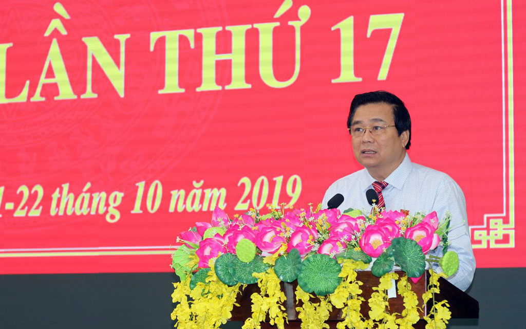 Secretary of the Provincial Party Committee, Chairman of Long An Provincial People's Council - Pham Van Ranh asked to focus on achieving and exceeding the targets of Resolution 2019