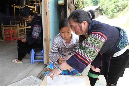 Providing ethnic women with startup skills is a positive way to expand women’s empowerment. (Photo: VNA)