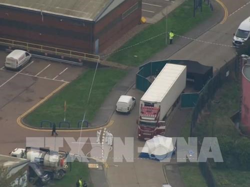 The container lorry where 39  people were found dead last month. (Photo: PA/VNA)