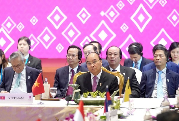 Prime Minister Nguyen Xuan Phuc (C) at the 3rd Regional Comprehensive Economic Partnership (RCEP) Summit (Photo: VNA)