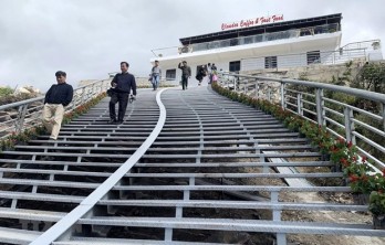 First stage of Rong May Glass Bridge tourism site opens in Lai Chau