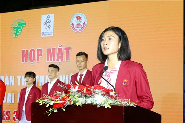 Athlete Le Tu Chinh speaks at the ceremony (Photo: VNA)