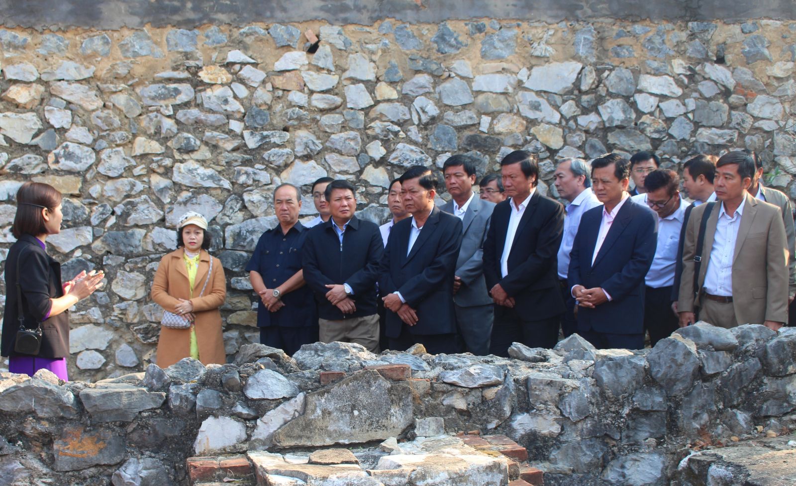 Delegation visits the special National Monument - Son La Prison, Library of Son La Province