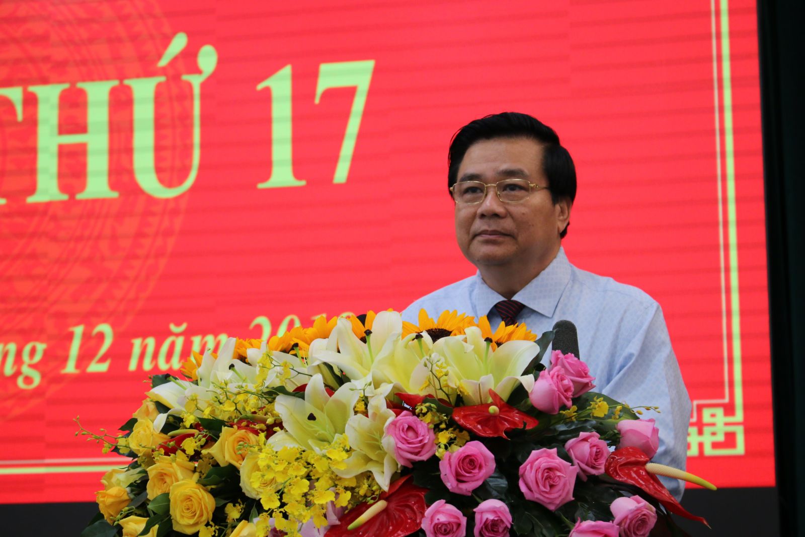 Secretary of the Provincial Party Committee, Chairman of Long An Provincial People's Council - Pham Van Ranh delivers the opening speech of the 17th session, term IX