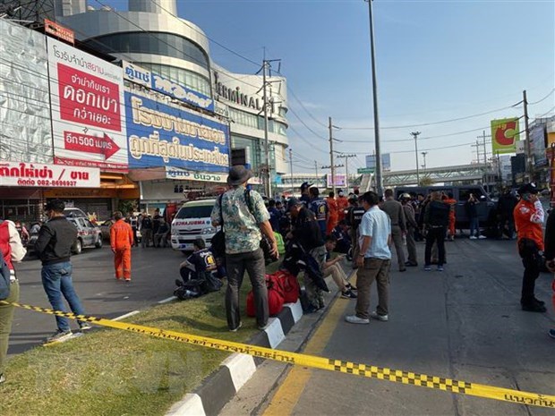 At the scene of the shooting at Terminal 21 shopping mall in Thailand's Nakhon Ratchasima province (Photo: VNA) 