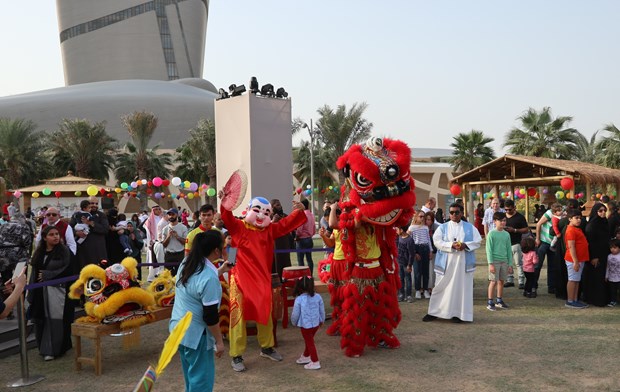 A lion dance at the event (Photo: VNA)