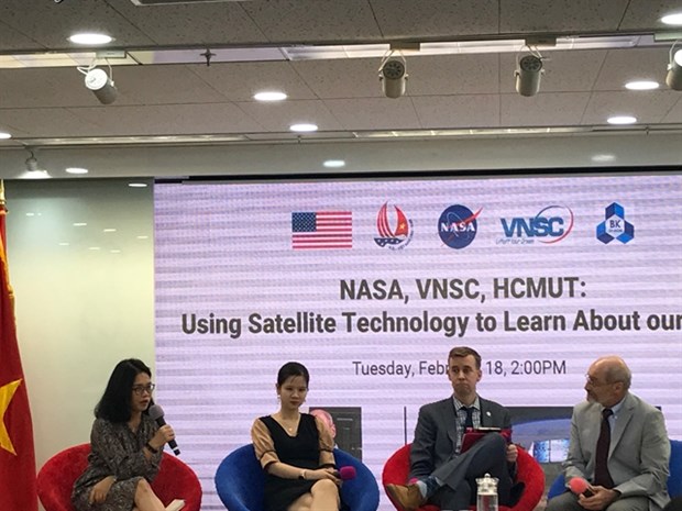 A panel discussion with experts on using satellite technology to learn about the world was held at the American Center HCM City (Photo: VNA)