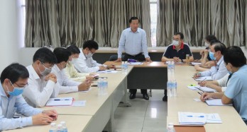 Long An provincial leaders encouraged enterprises to overcome difficulties during the Covid-19 epidemic