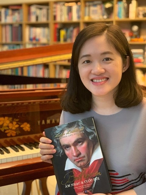 Pianist Trang Trinh is the editor of the Vietnamese version of 'Beethoven: The Music and The Life'. (Source: VNA)