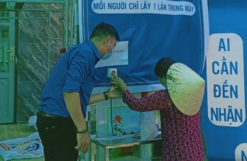 Long An có 7 máy “ATM gạo” hỗ trợ người nghèo