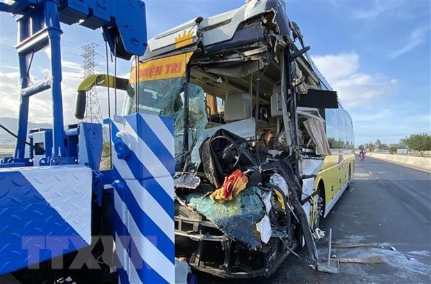 At the scene of an accident in central Ninh Thuan province (Photo: VNA)