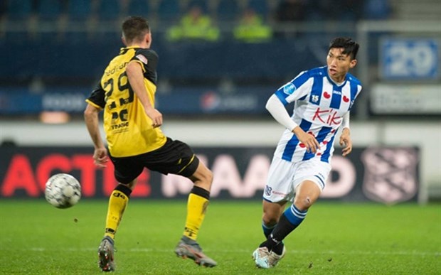 Doan Van Hau's contract with Heerenveen to be discussed this week. — Photo thethao247.vn 