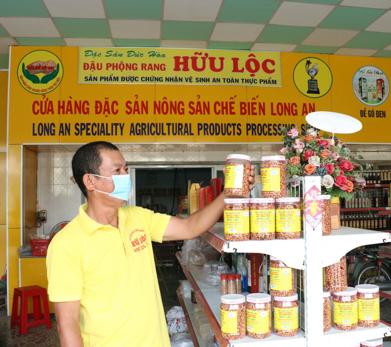 Huu Loc peanuts are trusted by many consumers