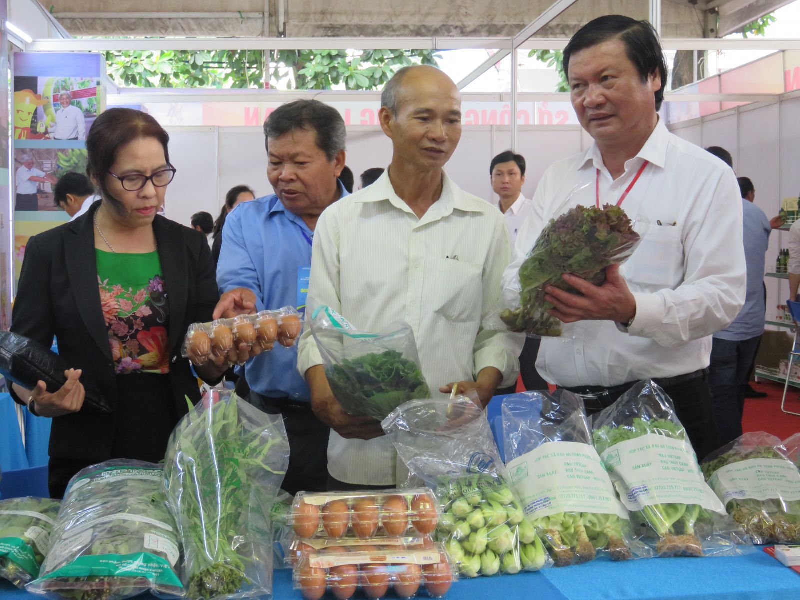 Trade Promotion Program 2019 organized by the Department of Industry and Trade for cooperatives to promote and introduce agricultural products in Ho Chi Minh city