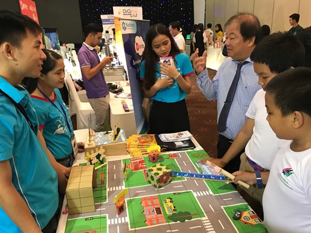 An IT company in the education sector displays its products at HCM City Innovation, Startup and Entrepreneurship Week (Photo: VNA)