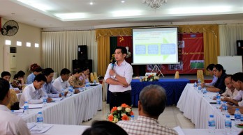 Long An: Training on implementing One Commune One Product program 2020