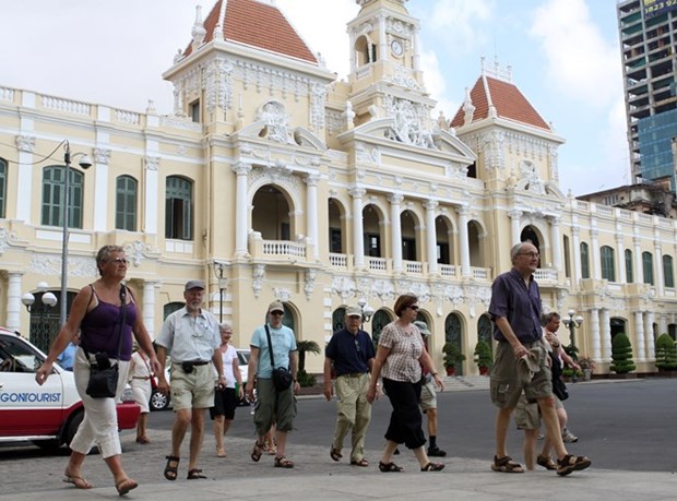 Foreign tourists visit Ho Chi Minh City (Photo: VNA)