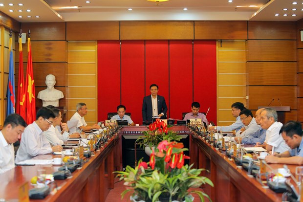 PetroVietnam General Director Le Manh Hung speaks at the virtual meeting (Photo courtesy of PetroVietnam)