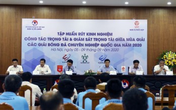 Chủ tịch VPF cảnh báo các trọng tài trước thềm V-League 2020 trở lại