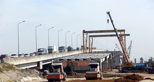 A section of the North-South highway in the northern province of Ninh Binh (Photo: VNA)