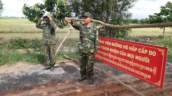 Gương mẫu, trách nhiệm trong công tác