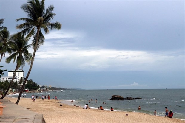 Tourists on Phu Quoc Island. (Photo: VNA)