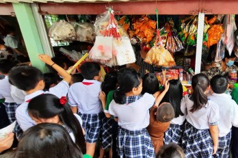 Siết chặt an toàn thực phẩm trong trường học