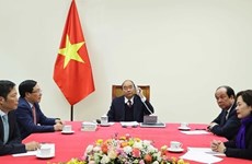 Prime Minister Nguyen Xuan Phuc and US President Donald Trump on December 22 agreed that the Vietnam-US cooperation has advanced robustly across all fields since the two nations set up diplomatic relations 25 years ago, especially in recent years.