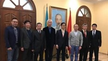 Ambassador meets Vietnamese businesses in Ukraine