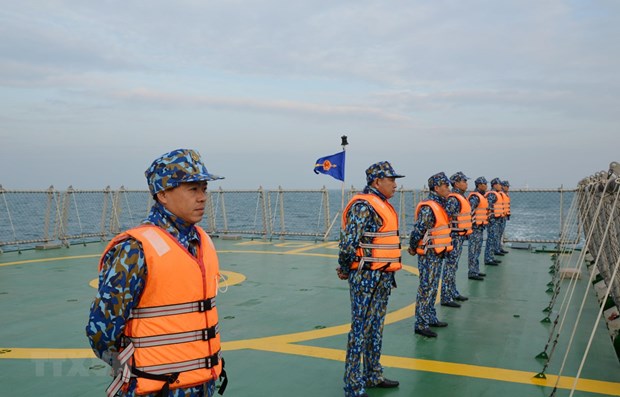 Vietnamese and Chinese coast guards on December 22-23 successfully conducted a joint patrol in the Gulf of Tonkin. (Photo: VNA)