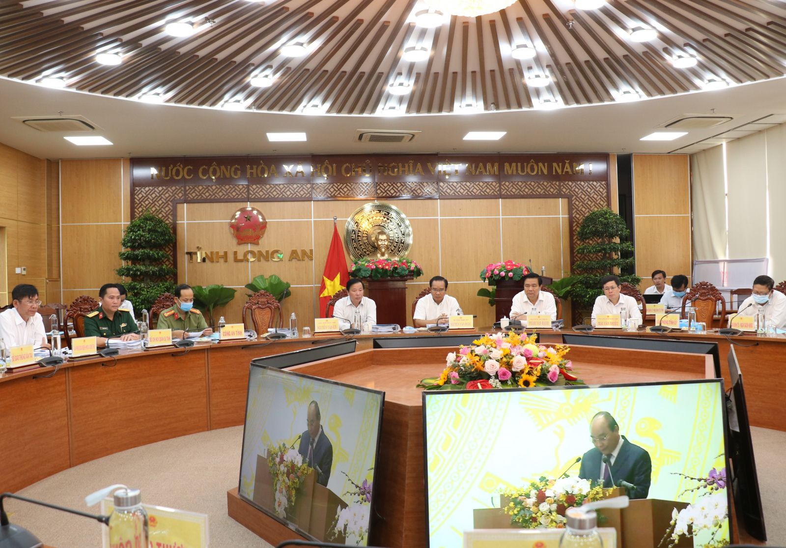 Delegates attend the conference at the Long An end-point bridge