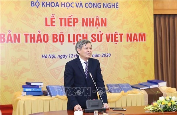 At an event where the Ministry of Science and Technology receives the final draft (Photo: VNA)