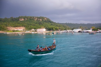 Nhịp sống trên đảo Thổ Chu