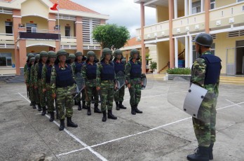 Những người lính “đi không dấu...”