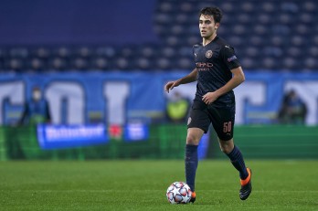 Real Madrid tranh Eric Garcia với Barca