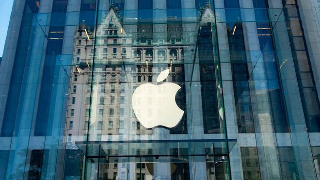 Apple không chỉ đứng đầu về doanh thu mà còn là công ty được ái mộ nhất thế giới. Ảnh Reuters