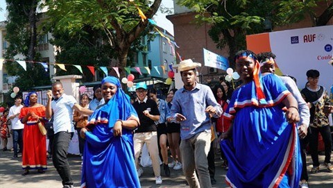 A festive activity held at the University of Languages and International Studies under the Vietnam National University, Hanoi, on November 14, 2020 to mark the OIF's 50th founding anniversary (Photo: VNA) 