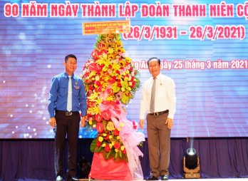 Tuyên dương nhiều tập thể, cá nhân kỷ niệm 90 năm thành lập Đoàn