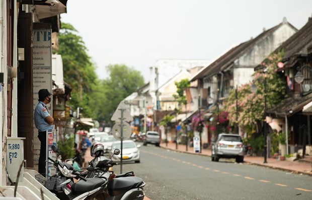 A deserted street during COVID-19 lockdown in Luang Prabang, Laos (Photo: Xinhua/VNA)