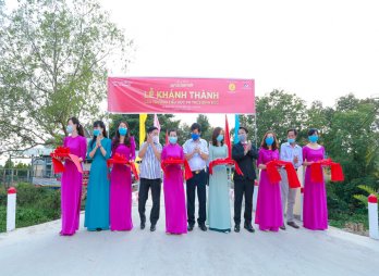 Khánh thành cầu Trường Tiểu học và THCS Bình Đức