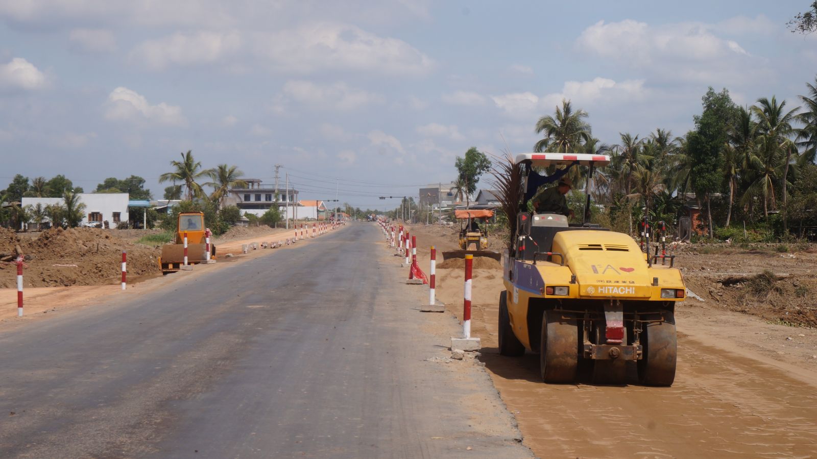 Sửa chữa các tuyến đường giao thông để sử dụng lâu dài