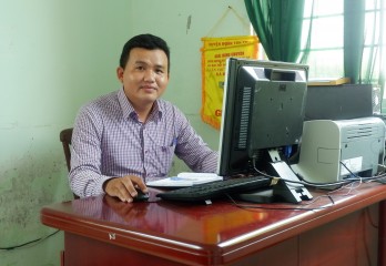 Thủ lĩnh Đoàn noi gương Bác