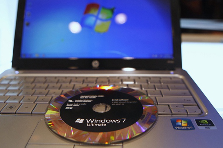 Windows 7 và Server 2008 đã không còn chứng chỉ SHA-1 kể từ sau ngày 9/5. Ảnh: REUTERS