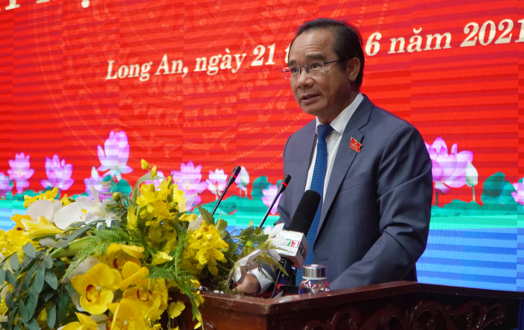 Secretary of the Provincial Party Committee, Chairman of the Provincial People's Council - Nguyen Van Duoc deliveres the opening speech