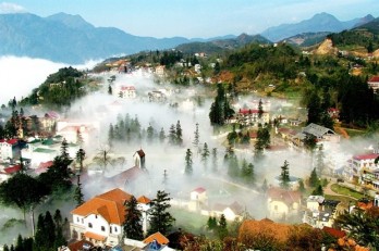 Lao Cai serves more than 1.1 million tourists in H1