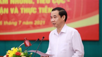 "Tiêu cực và tham nhũng có mối quan hệ chuyển hóa với nhau"