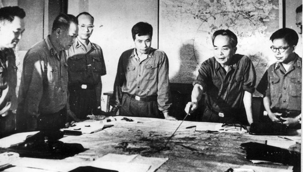 General Vo Nguyen Giap (second from right) and other members of the Central Military Commission (Source: VNA)